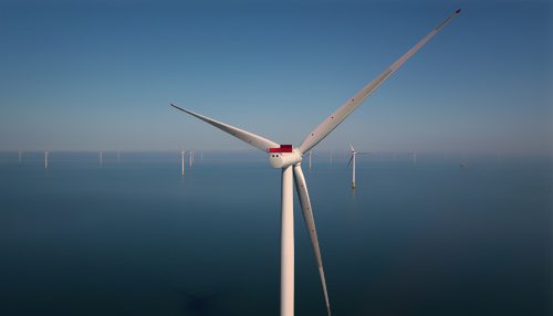 號稱全球第五大的海上風電場已在英國啟動